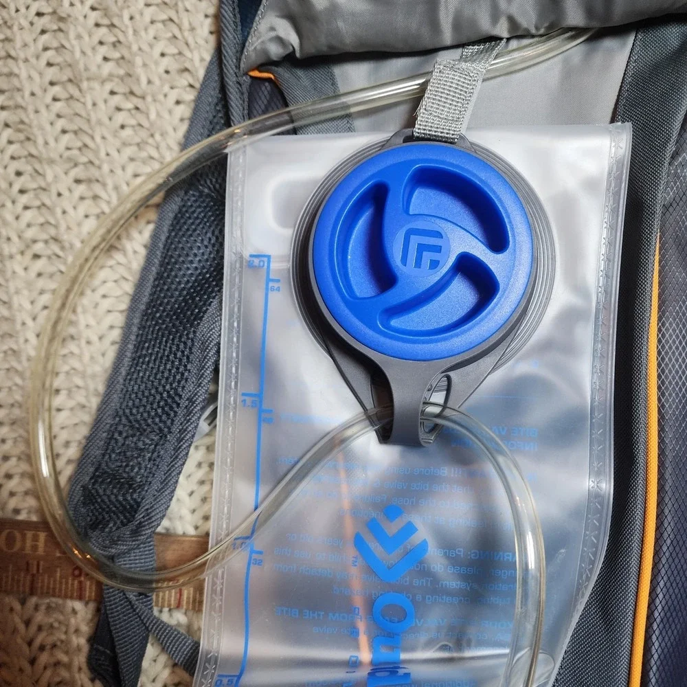 NWOT 2L Water Outdoor Prod Bladder Bag Hydration Backpack Hiking Camping Cycling